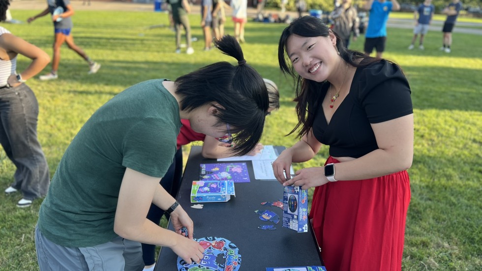 students compete in a puzzle game